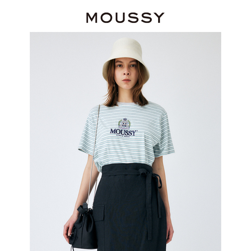 MOUSSY 夏季新品多色徽章刺绣学院风短袖T恤女010GSQ90-0780 - 图1