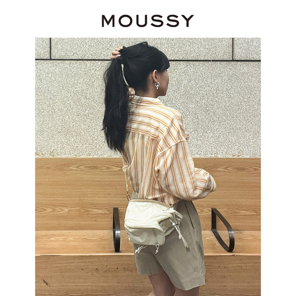 MOUSSY 纯棉宽松简约短款草书刺绣衬衫028GSZ30-0520 - 图2