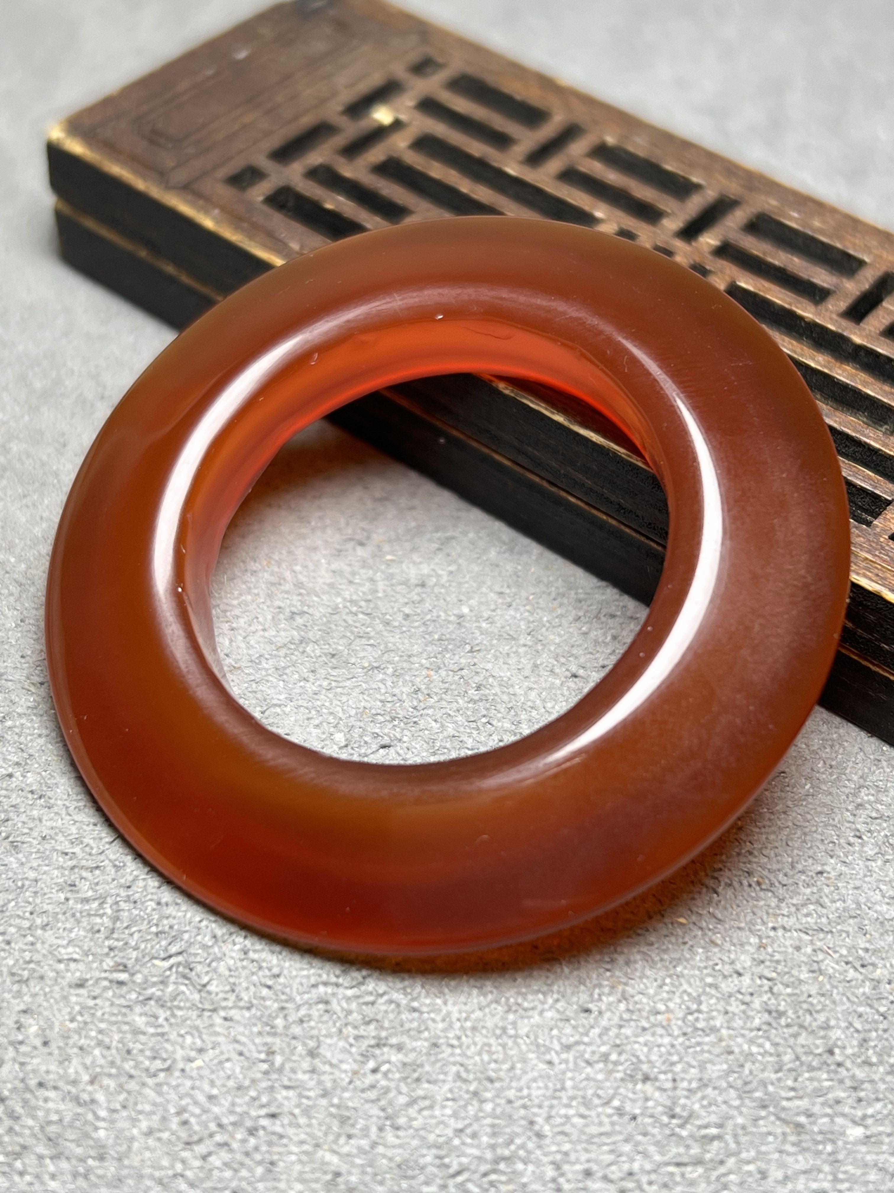 古玩文玩酒红玛瑙三才环吊坠平安环挂件项坠 - 图1