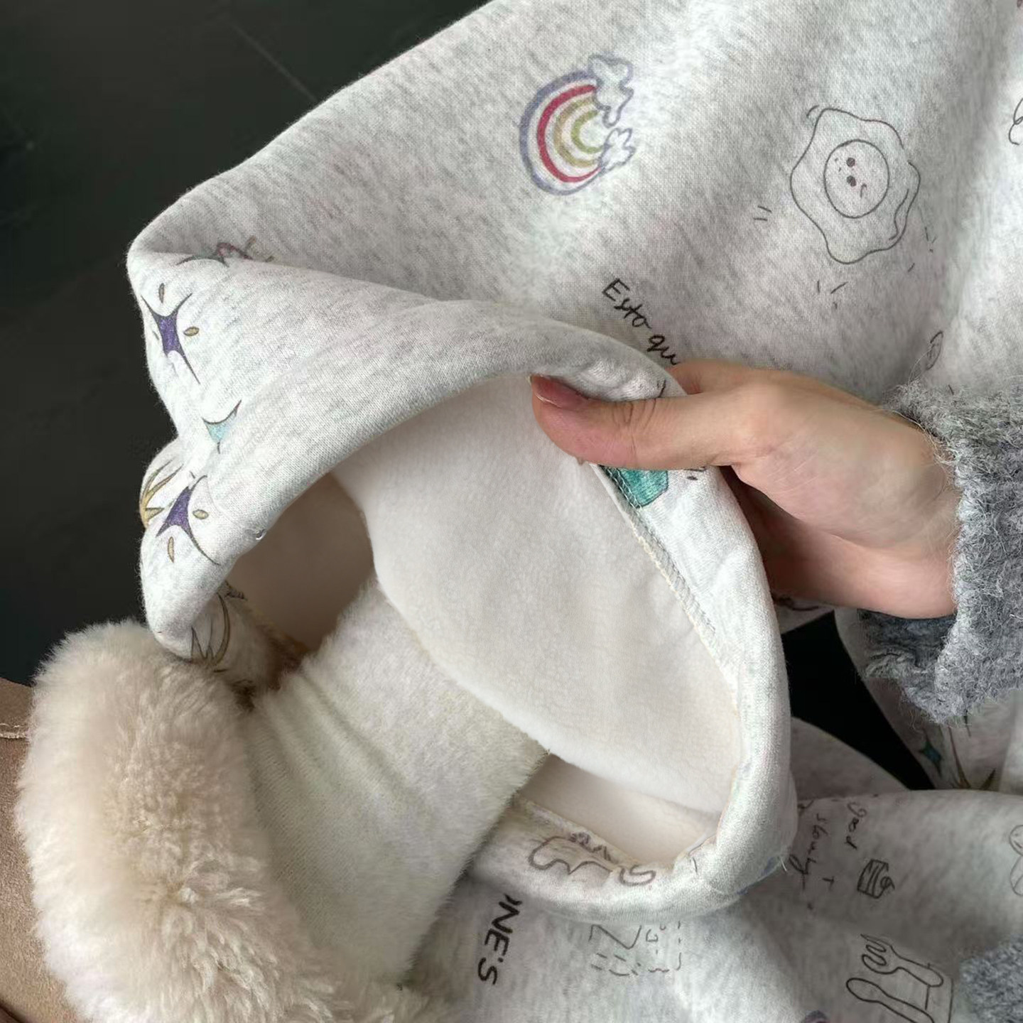 卡通灰色裤子加绒卫裤女2025新款阔腿裤冬秋款网红炸街女生运动裤,淘宝优惠券,粉丝福利购,淘宝优惠卷