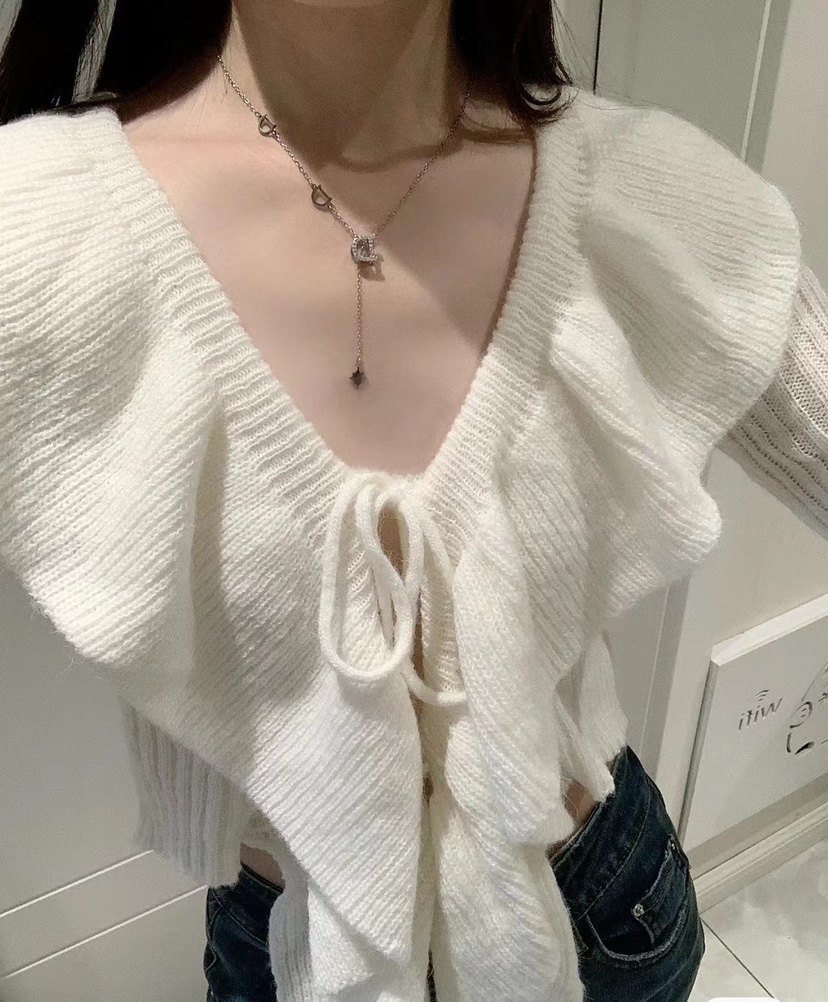 2025春秋纯欲风小众设计感荷叶边毛衣针织系带减龄上衣女喇叭袖,淘宝优惠券,粉丝福利购,淘宝优惠卷