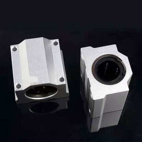 直线滑动滚珠箱式滑块轴承SCS8 10 12 16 20 25 30 35 40 50UU - 图2