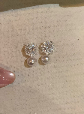 无耳洞「初雪宴」千金感超闪雪花耳钉女气质精致无痛蚊香盘耳夹