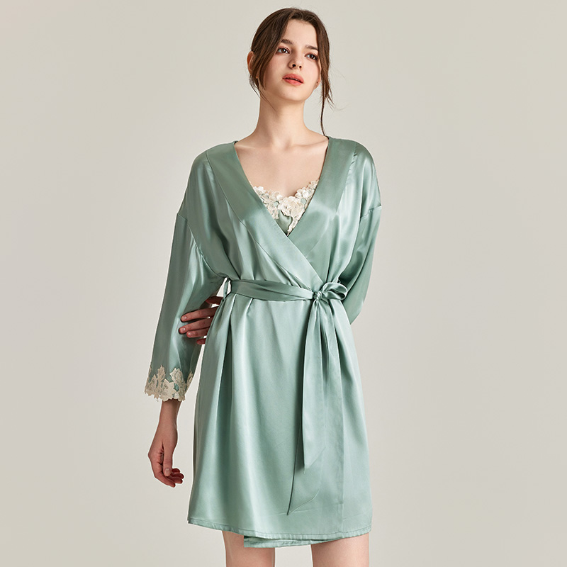 2025ins春夏LP高贵女神性感短款真丝睡衣睡袍桑蚕丝外袍新娘晨袍 - 图3