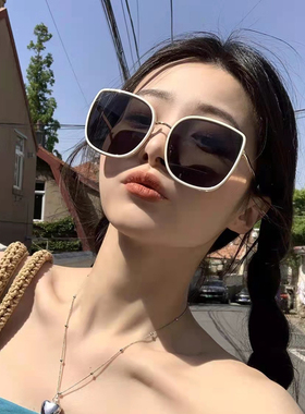 偏光方形时尚女士大框太阳镜