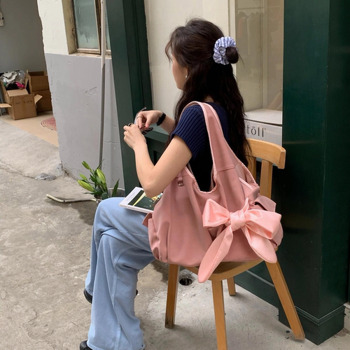 韩国新款siweol107允真同款蝴蝶结托特包大容量单肩手提腋下包女 - 图3