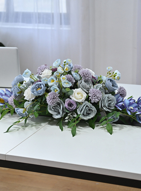 椭圆形欧式餐桌花会议摆花