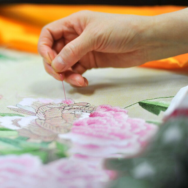 Diy kit embroidery hengfan material package