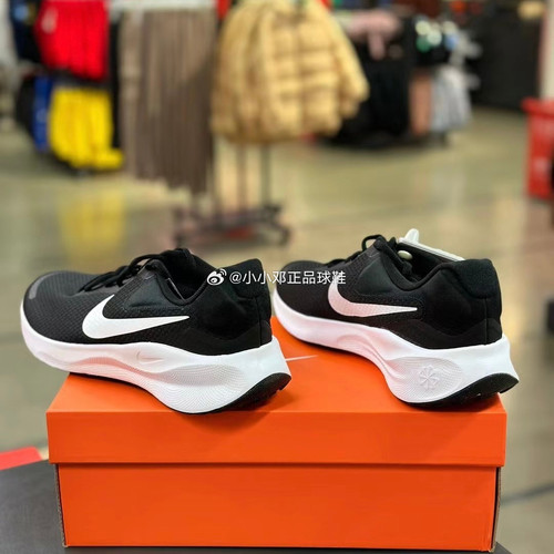 Nike/耐克 REVOLUTION 7 男子减震透气运动休闲跑步鞋 FB2207-001 - 图2