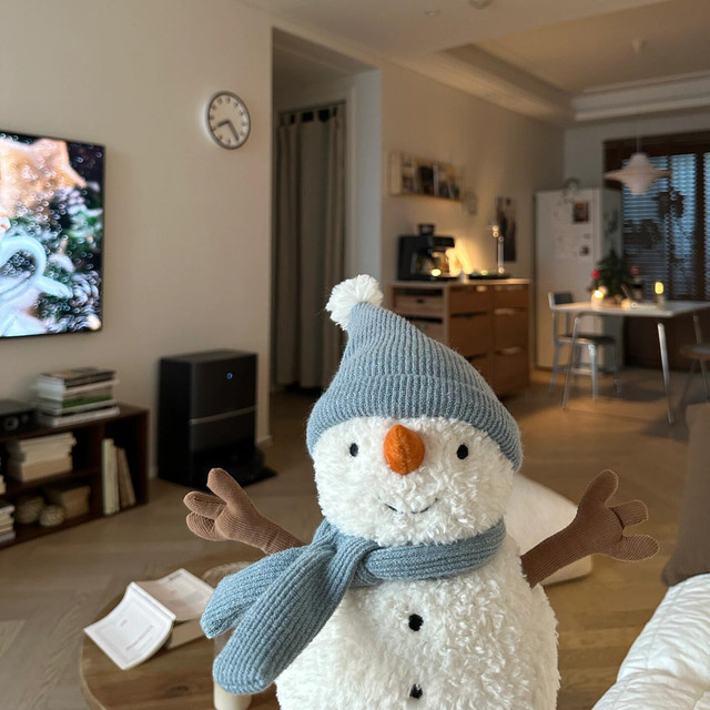 Cute! Sammy Snowman Sleeping Plush Toy Cute! Sammy Snowman Sleeping Plush Toy