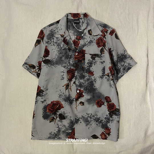 STRAPPING splash ink floral floral camisa floral de manga corta con cuello cubano para hombres y mujeres estilo hawaiano retro japonés de Hong Kong