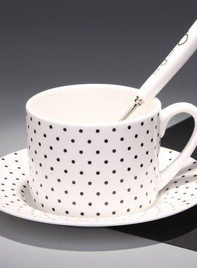 陶瓷摆件咖啡杯软装饰品展厅