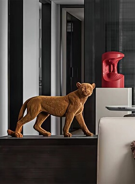 金钱豹样板间摆件树脂装饰摆件