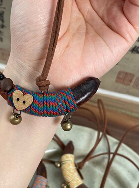 天然豌豆角腊肠狗毛衣链项坠趣萌包包挂件编绳铃铛可爱挂件礼物