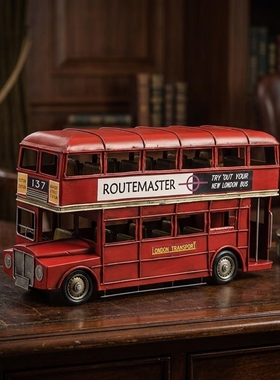 复古红色双层巴士合金桌面摆件