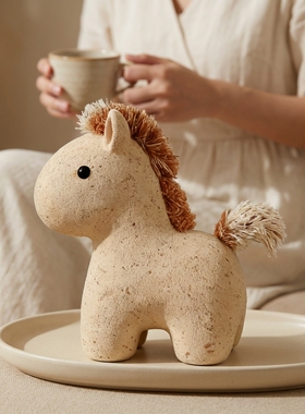 创意布艺小马可爱家居装饰摆件