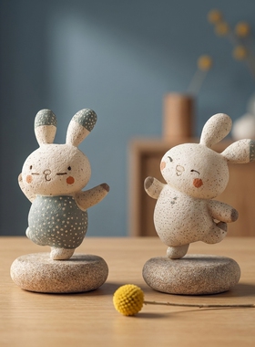 可爱兔子手工钩织桌面摆件