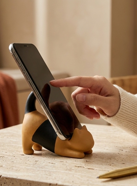 可爱小猪造型手机支架桌面摆件