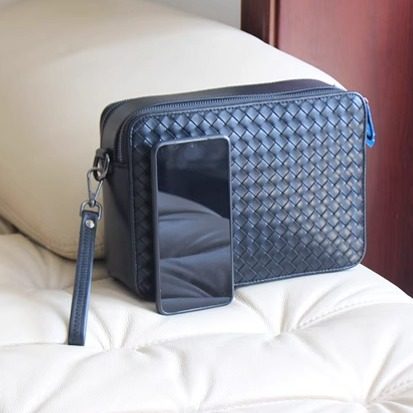 新款潮牌单肩斜挎包男真皮编织小挎包女两用手包休闲横款男士皮包,淘宝优惠券,粉丝福利购,淘宝优惠卷