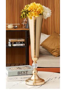 餐厅烛台欧式轻奢水晶烛台婚庆客厅摆件摆设浪漫金属铁艺花器