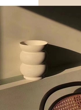 北鸿文轻奢陶瓷花瓶yu腴现代简约ins风客厅创意设计款化家居摆件