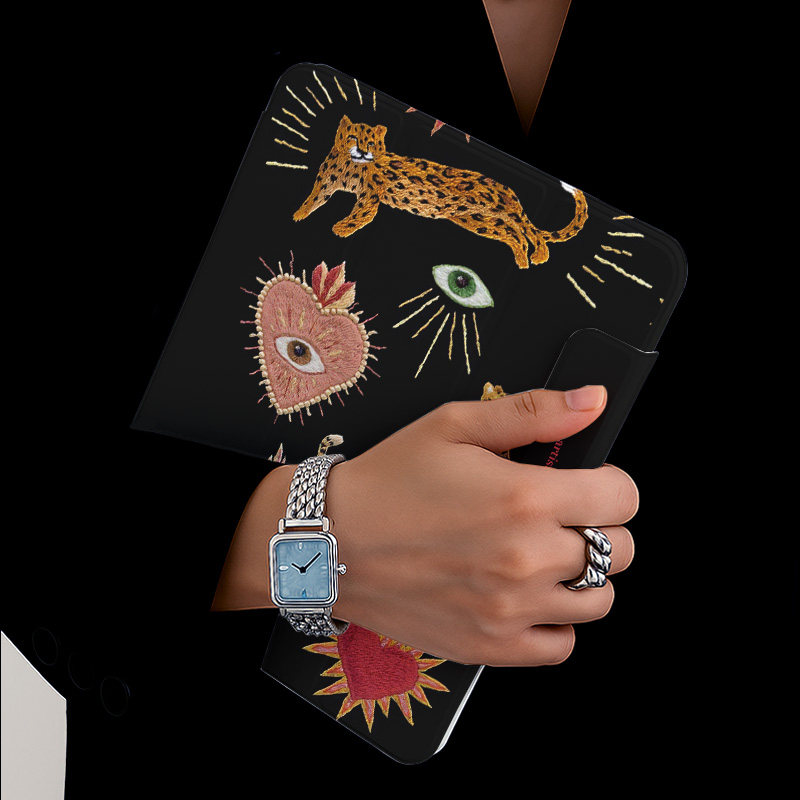 适用苹果ipad11代保护壳2025ipadair7平板保护套磁吸黑色豹子爱心图10代9可爱带8笔槽air6防摔pro11复古个性5,淘宝优惠券,粉丝福利购,淘宝优惠卷