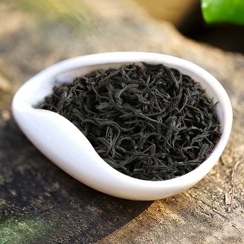 福农秀峰 Ароматный красный (черный) чай, чай Лапсанг сушонг