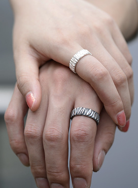 原创设计山无棱素圈情侣戒指纯银