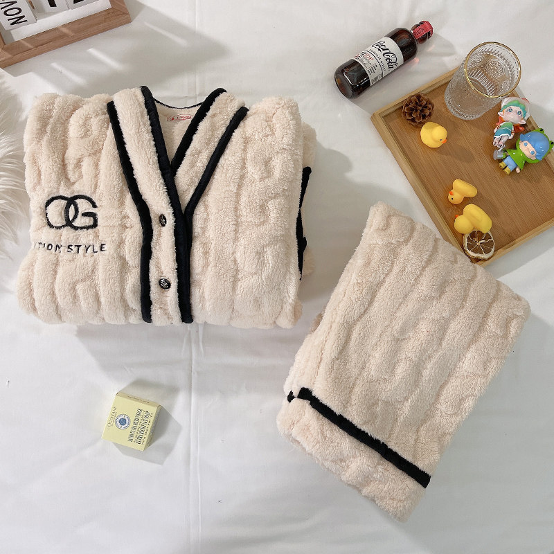 秋冬季2021新款长袖加绒珊瑚绒睡衣 仙罗兰服饰睡衣/家居服套装