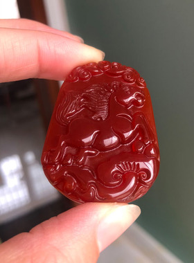 马到成功挂件天然玛瑙吊坠生肖钥匙扣本命年男女玉佩项链马踏如意