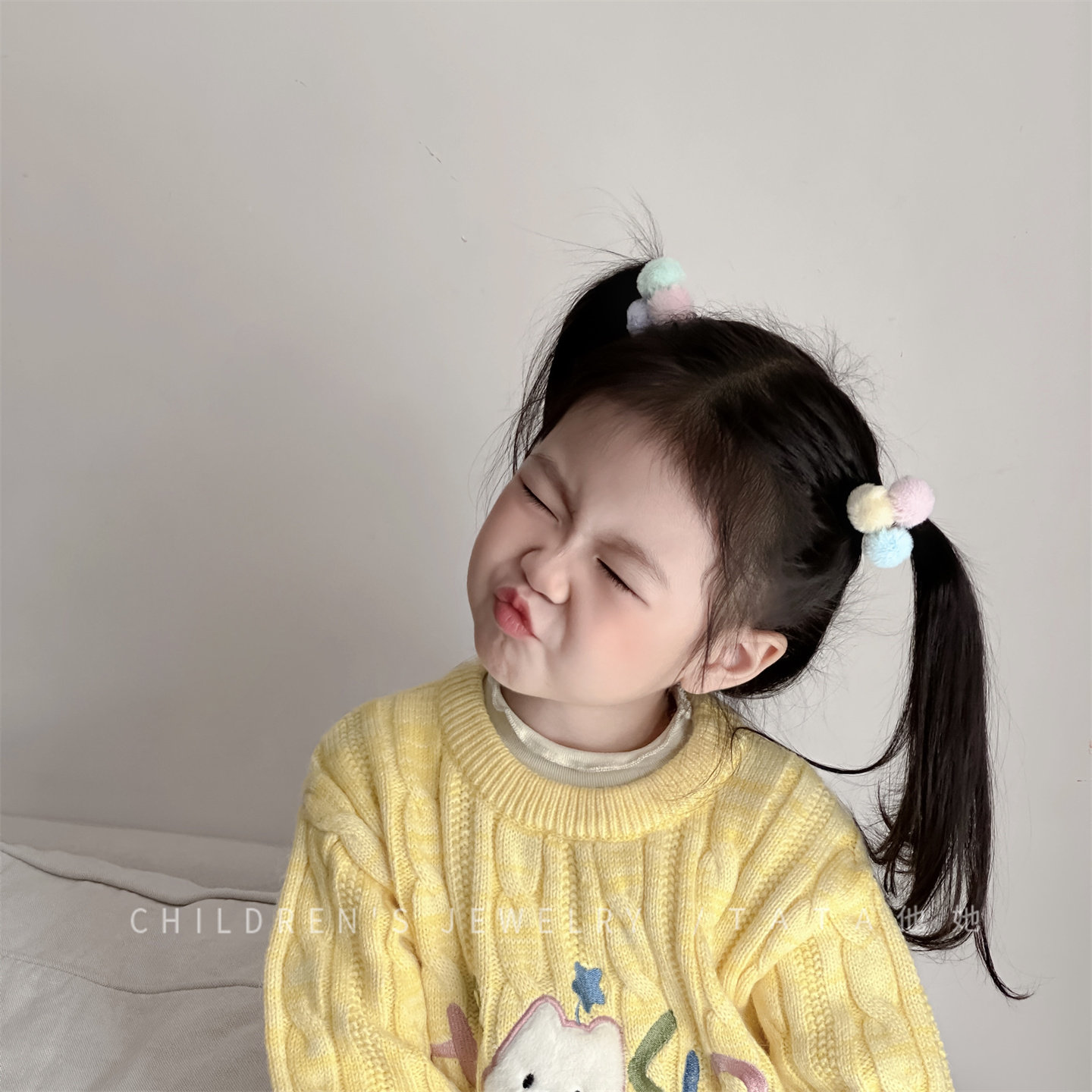 秋冬奶咖色可爱毛球女宝宝皮筋发圈婴儿头花不伤发发量少洋气发绳,淘宝优惠券,粉丝福利购,淘宝优惠卷