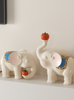 奶油风客厅玄关电视酒柜装饰摆件