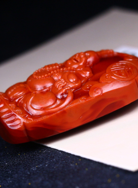 梅林达男女南红玛瑙弥勒佛吊坠