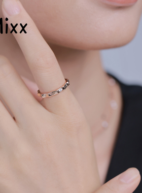 Mixx靡诗925纯银黑白调系列齿轮戒指