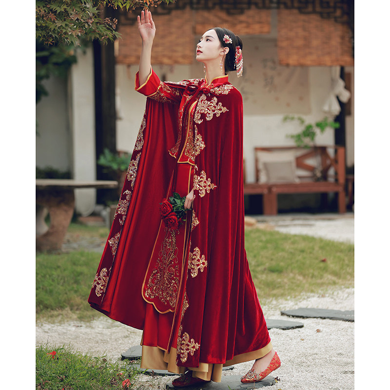 秀禾披风新娘结婚丝绒外搭中式古装 美伦姿秀风衣