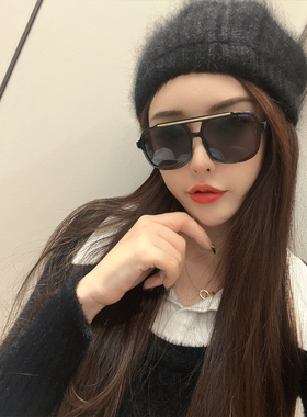 2022年墨镜茶色gm显瘦女