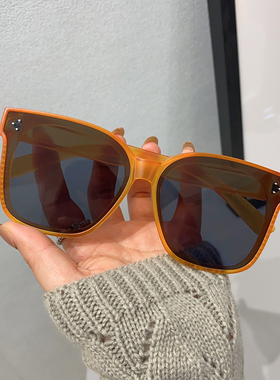 偏光套镜网红开车眼睛女