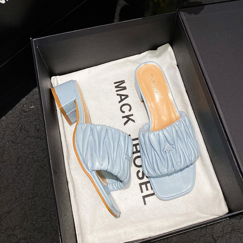 法式粗跟一字凉拖鞋女夏季外穿2024新款时尚防滑防臭网红大码女鞋 - 图0