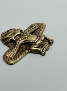 复古尼泊尔工艺藏传大鹏鸟护法挂件实心黄铜做旧密宗佛牌项链吊坠