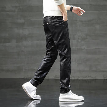ຮູບແບບໃຫມ່ຂອງ cowhide ຄຸນນະພາບສູງແມ່ນຢູ່ໃນຕະຫຼາດສໍາລັບດູໃບໄມ້ລົ່ນແລະລະດູຫນາວ, ຄົນອັບເດດ: ແລະ trendy ຄົນອັບເດດ: ເກົາຫຼີ slim-fitting ລົດຈັກຂີ່ micro-elastic pants ຫນັງສໍາລັບຜູ້ຊາຍ