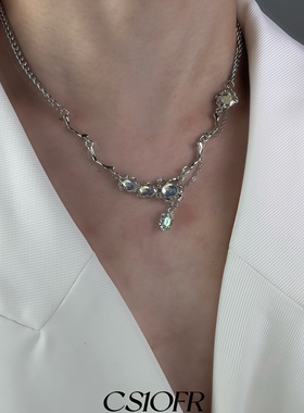 小众设计感荆棘月光石项链