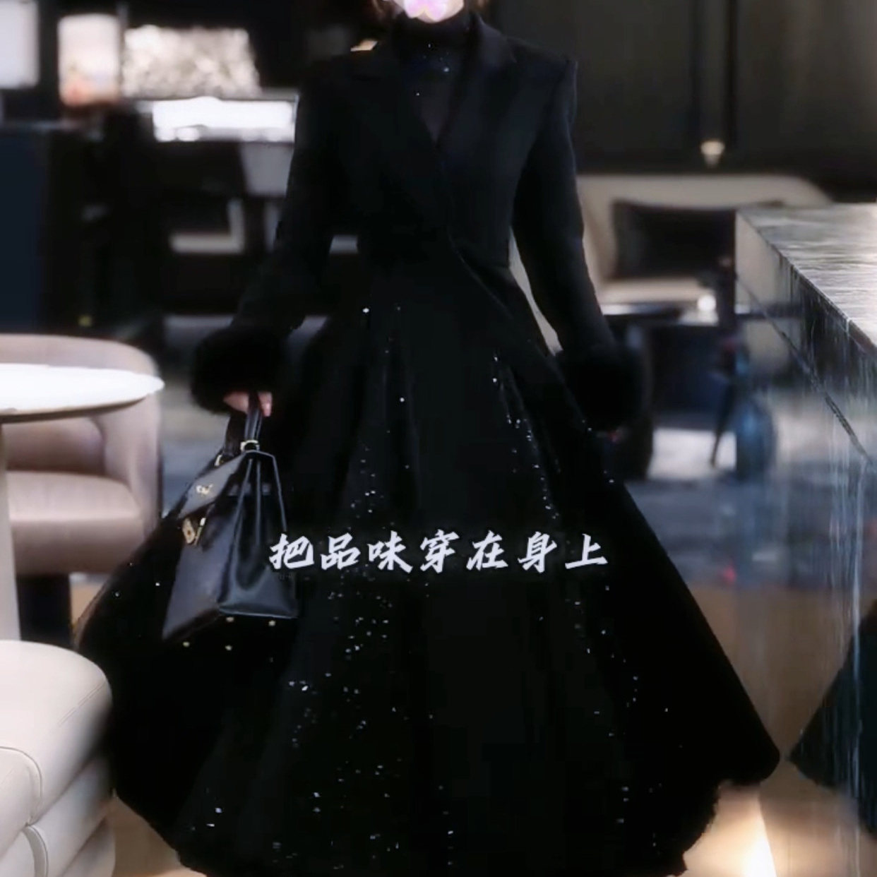 法式高级感轻奢风绝美风衣裙女2025冬季新款收腰大摆长款毛呢大衣,淘宝优惠券,粉丝福利购,淘宝优惠卷