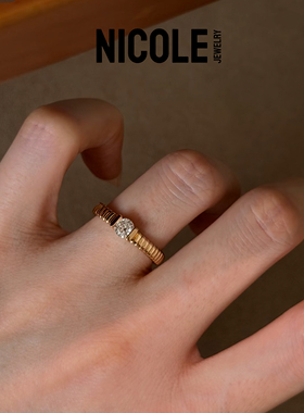 Nicole Jewelry 罗缎莫桑单钻戒指通体925银镀金戒指女轻奢风小众