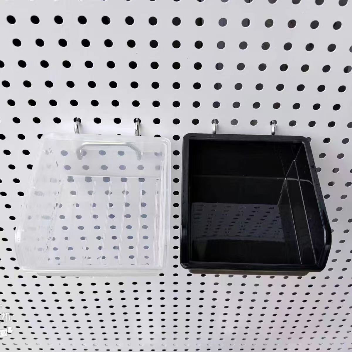 Multifunctional metal hole plate round hole storage tube hardware accessories hanger storage bucket desktop creative ornaments pen holder