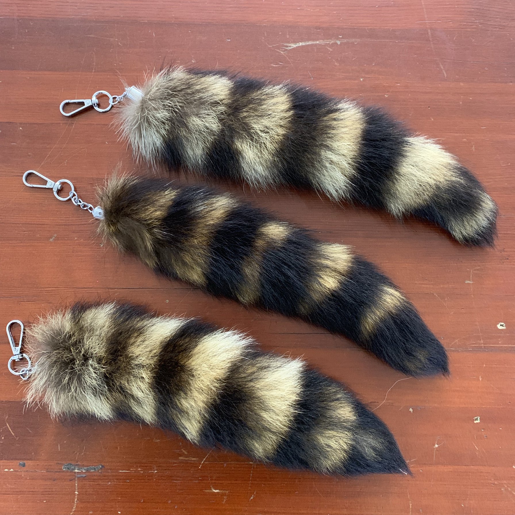 个性简约北美小浣熊尾巴挂件饰品汽车钥匙扣吊坠毛绒包包真毛挂饰 - 图0