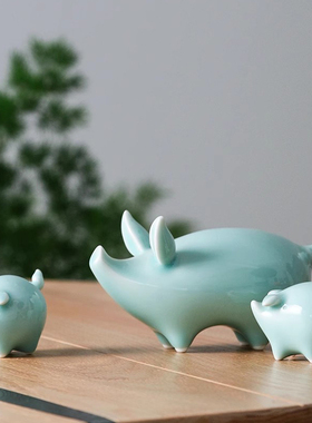 景德镇陶瓷生肖猪手工摆件个性创意可爱一家四口桌面礼物家居装饰