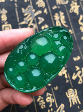 天然吊坠本命年项链绿玛瑙送证书