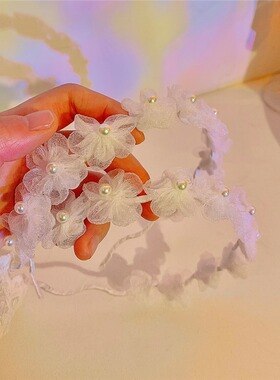白色珍珠花朵发箍高级感