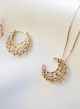镂空星星月亮吊坠项链18k金色高颜值简约设计感百搭饰品明星同款