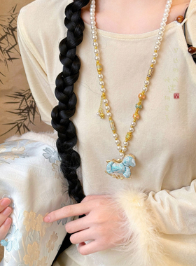 「福你上马」国风宋锦小马串珠项链女新中式本命年毛衣链马年配饰